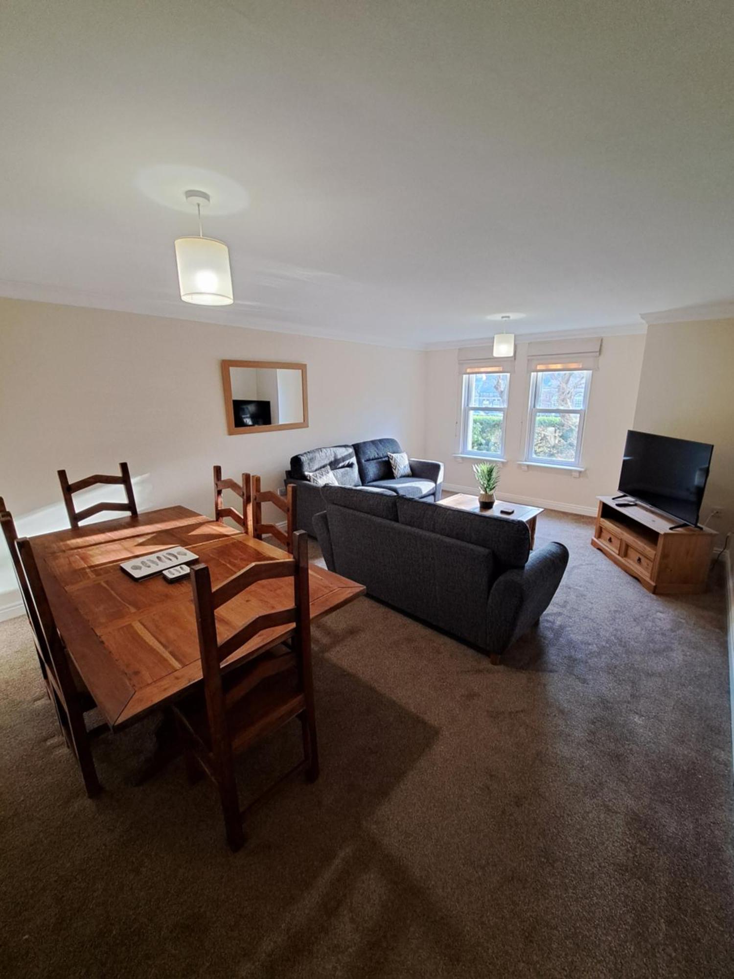 The Elms Apartments Ramsey Isle Of Man Uk מראה חיצוני תמונה